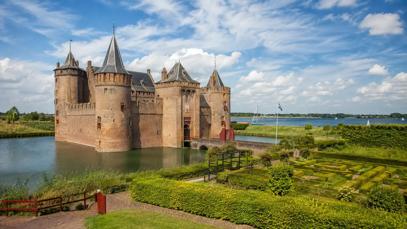 Hotels Near Muiderslot Castle